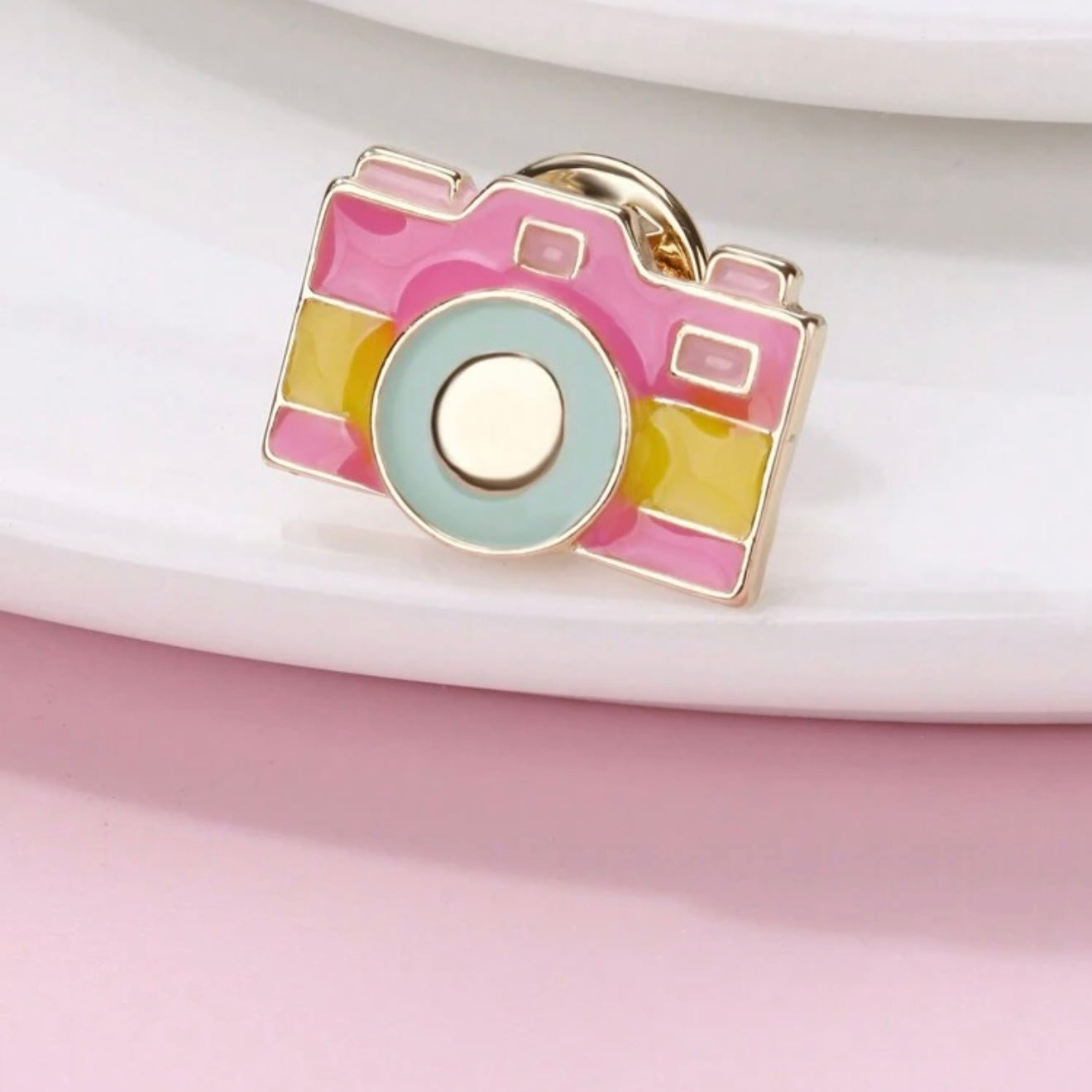 Pin’s Appareil Photo Coloré